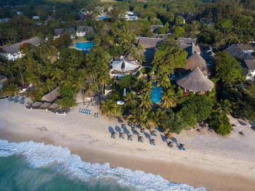 Diamonds Leisure Beach & Golf Resort,Mombasa>>Diani Beach,4 star