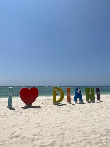 Diamonds Leisure Beach & Golf Resort,Mombasa>>Diani Beach,4 star
