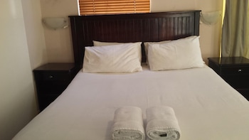 oria lodge summer greens