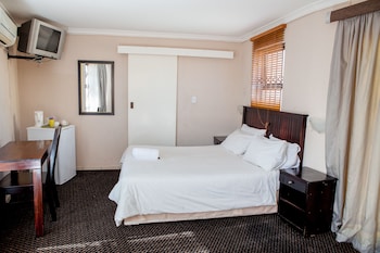 oria lodge summer greens