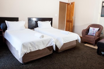 oria lodge summer greens