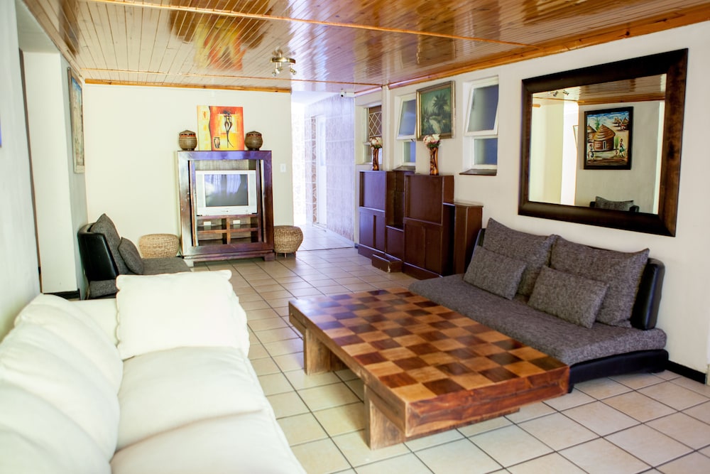 oria lodge summer greens