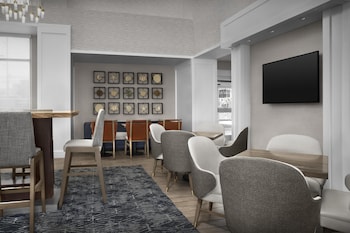 Hampton Inn & Suites Ocean City/Bayfront-Convention Center,Midtown>>Maryland,3 star
