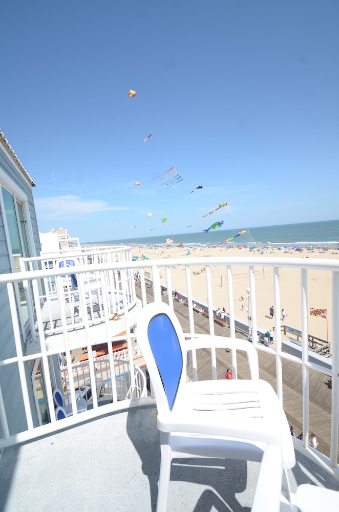 tidelands caribbean hotel and suites