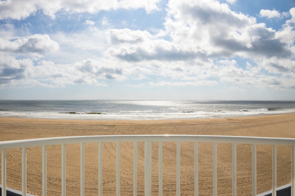 tidelands caribbean hotel and suites