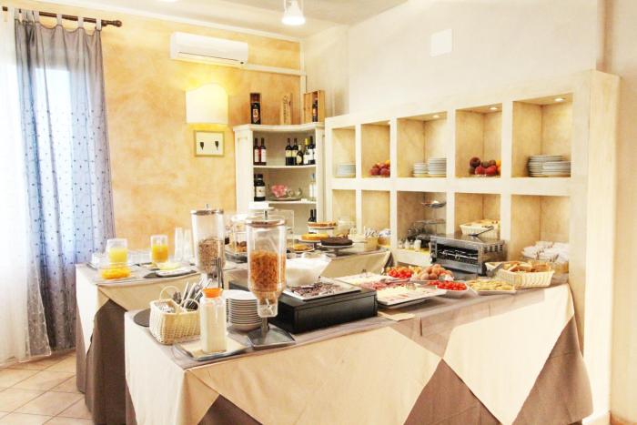 la loggia villa gloria adults only