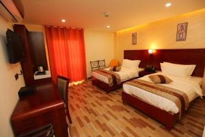 petra venus hotel