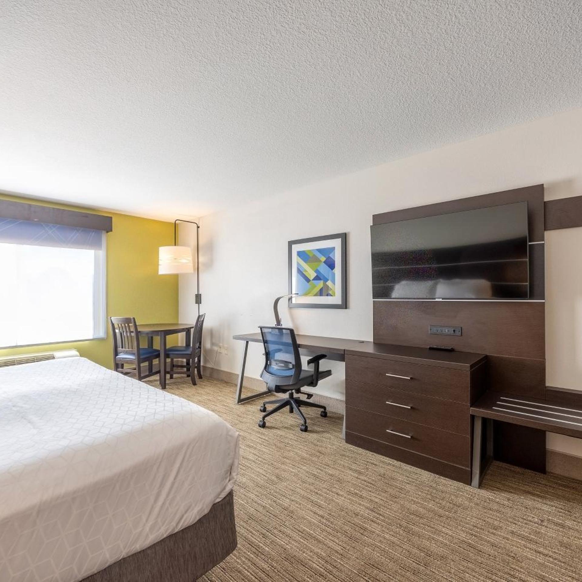 holiday inn express and suites winona by ihg