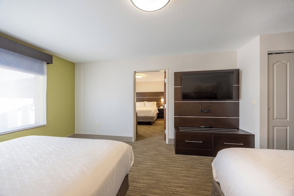 holiday inn express and suites winona by ihg