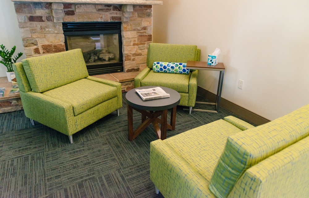 holiday inn express and suites winona by ihg