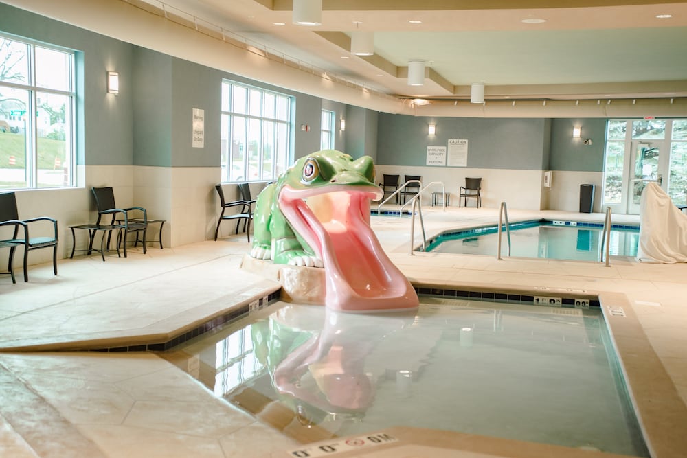 holiday inn express and suites winona by ihg
