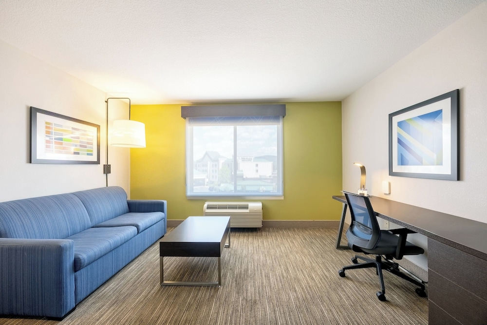 holiday inn express and suites winona by ihg