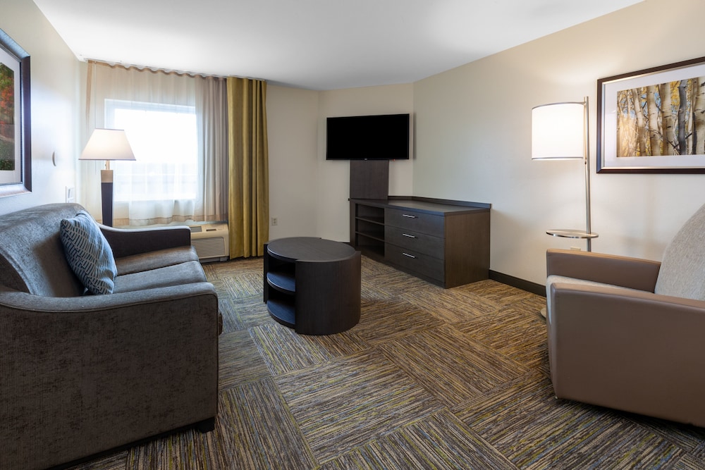 candlewood suites kalamazoo se by ihg