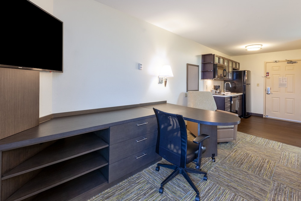 candlewood suites kalamazoo se by ihg