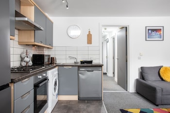 malone crescent apartment