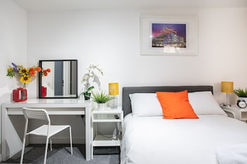 Malone Crescent Apartment,,0 star