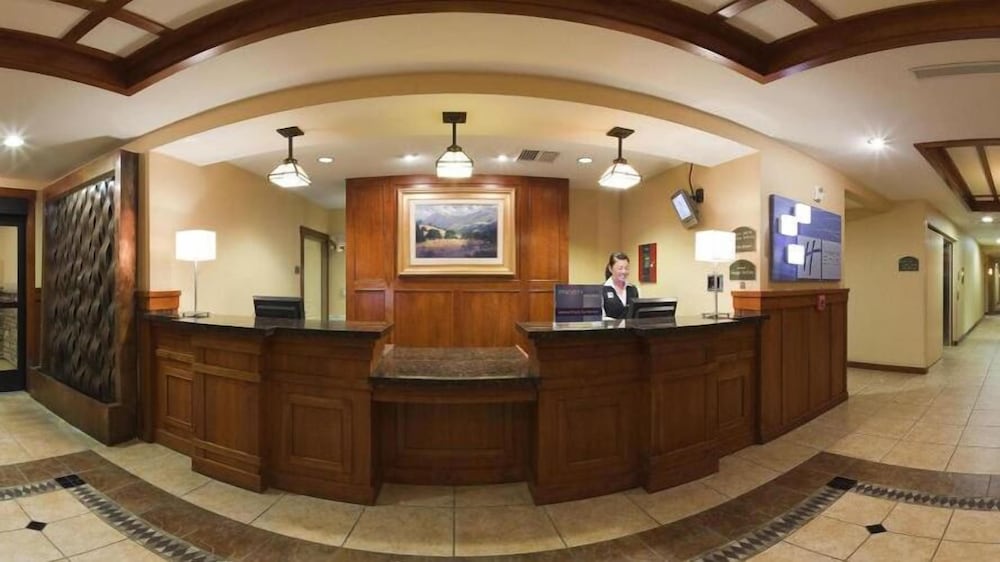 holiday inn express and suites turlock by ihg
