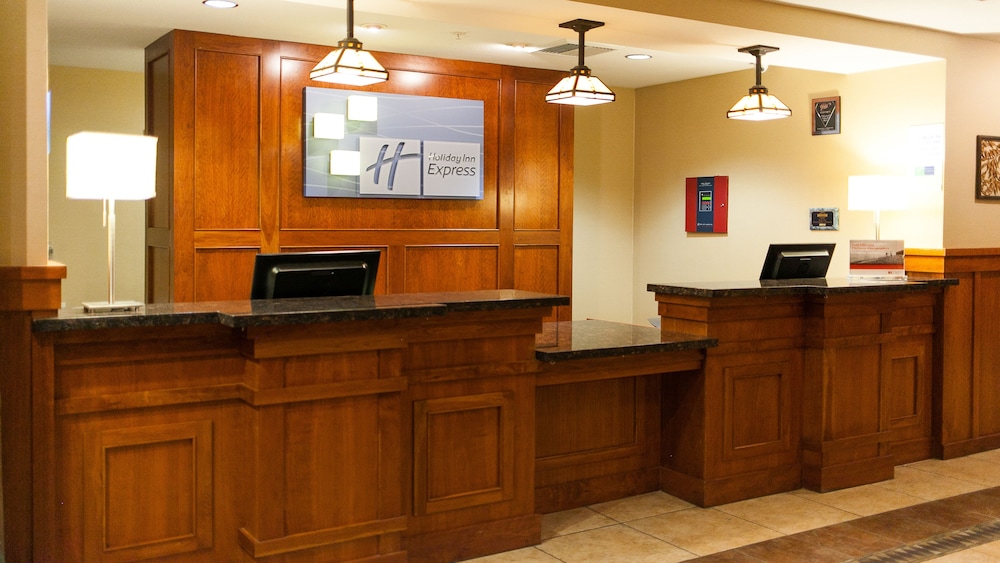 holiday inn express and suites turlock by ihg