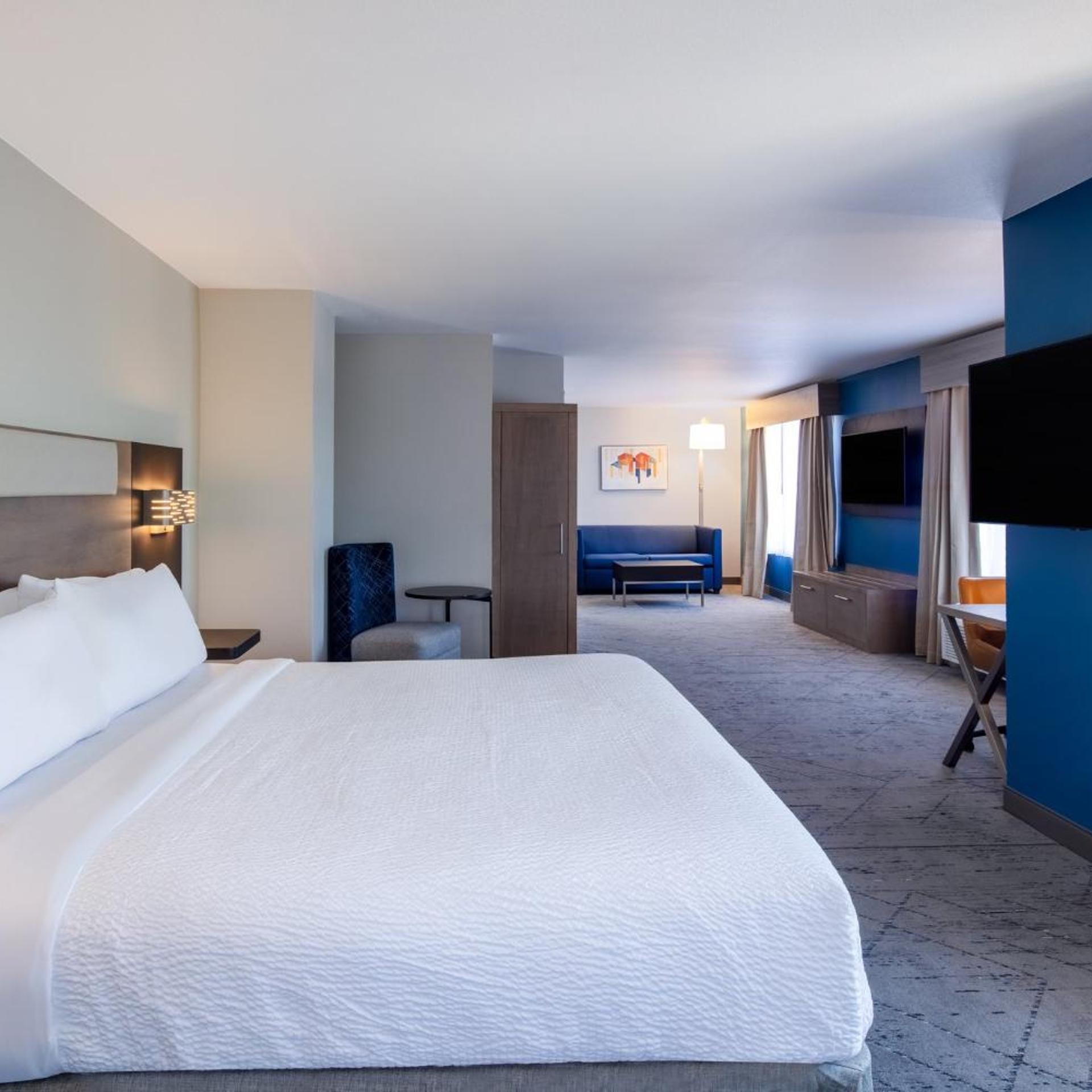 holiday inn express and suites turlock by ihg