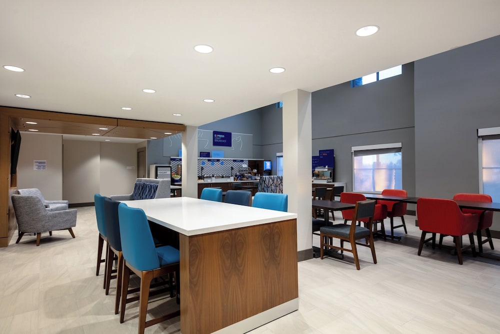 holiday inn express and suites turlock by ihg