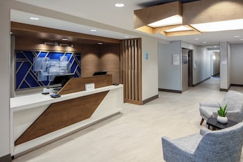 holiday inn express and suites turlock by ihg