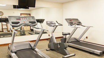 holiday inn express and suites turlock by ihg