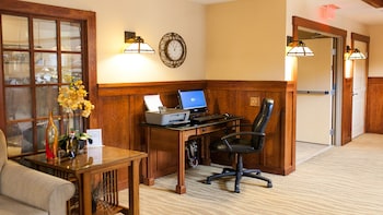 holiday inn express and suites turlock by ihg