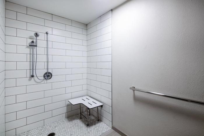 holiday inn express and suites turlock by ihg