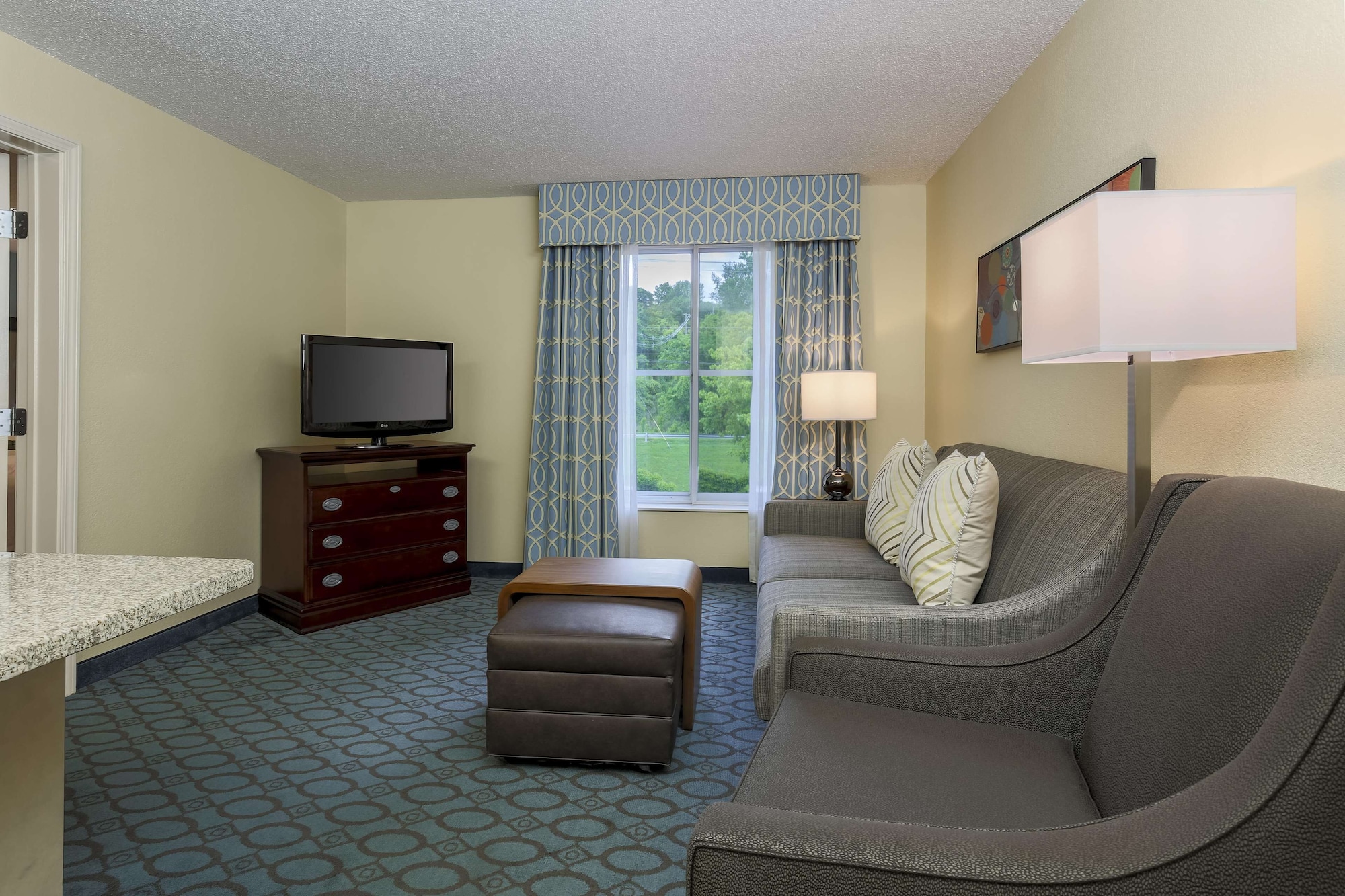 homewood suites by hilton nashville airport