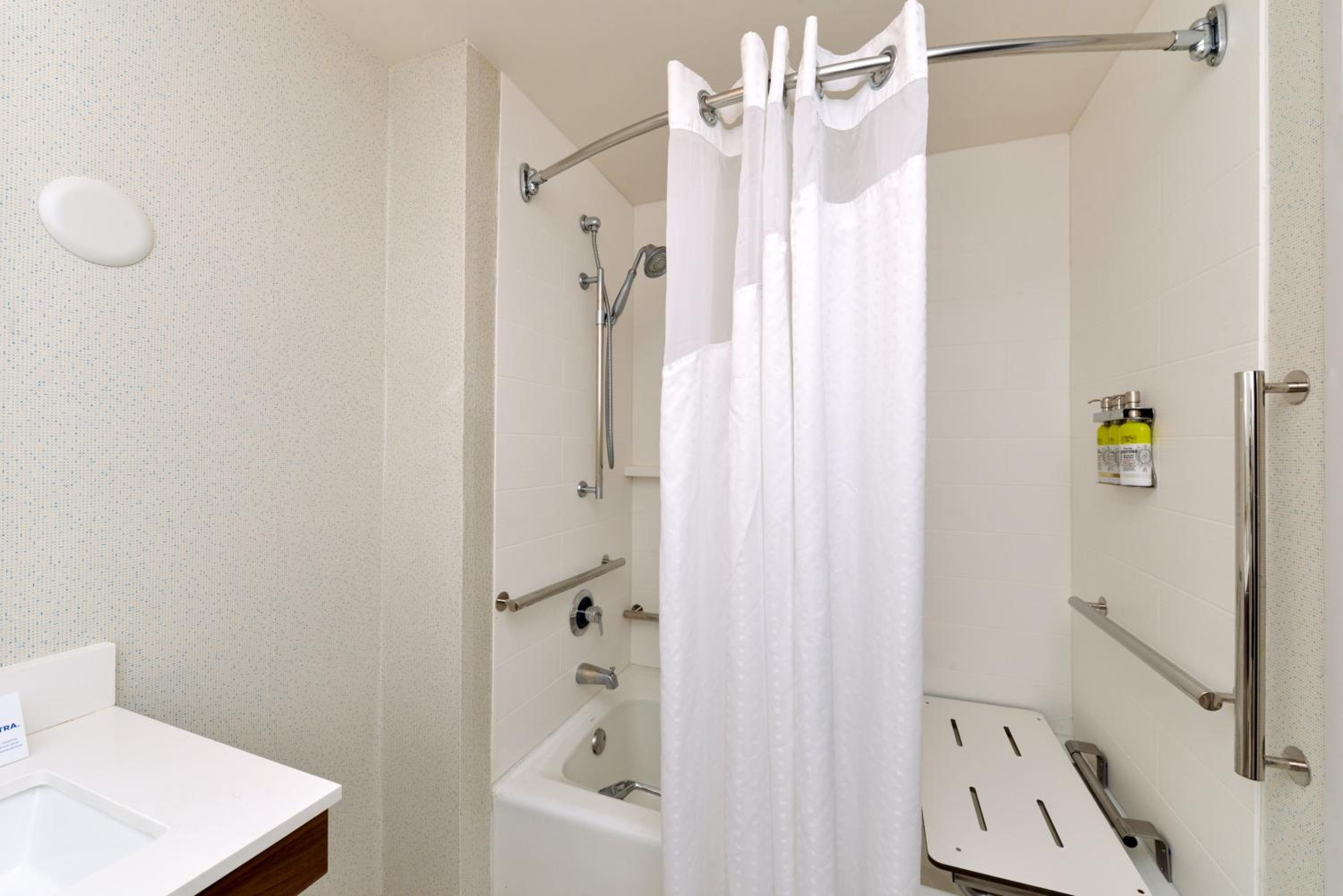 holiday inn express hotel and suites lodi by ihg