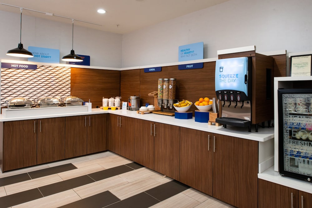 holiday inn express hotel and suites lodi by ihg