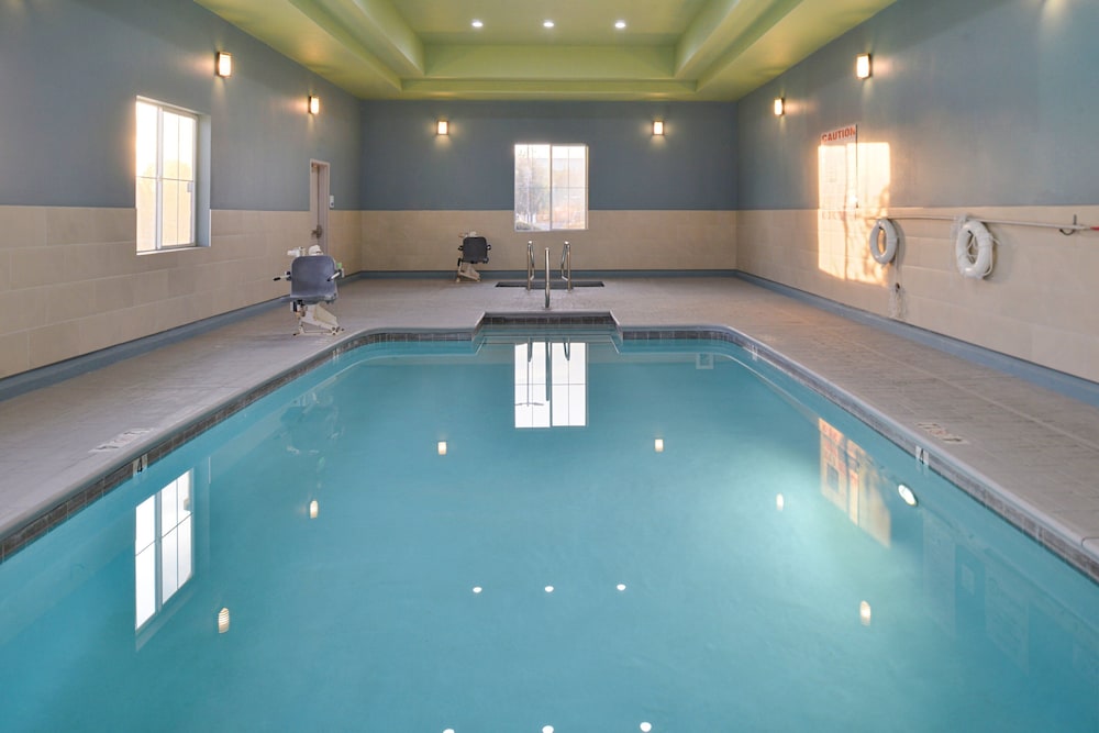 holiday inn express hotel and suites lodi by ihg
