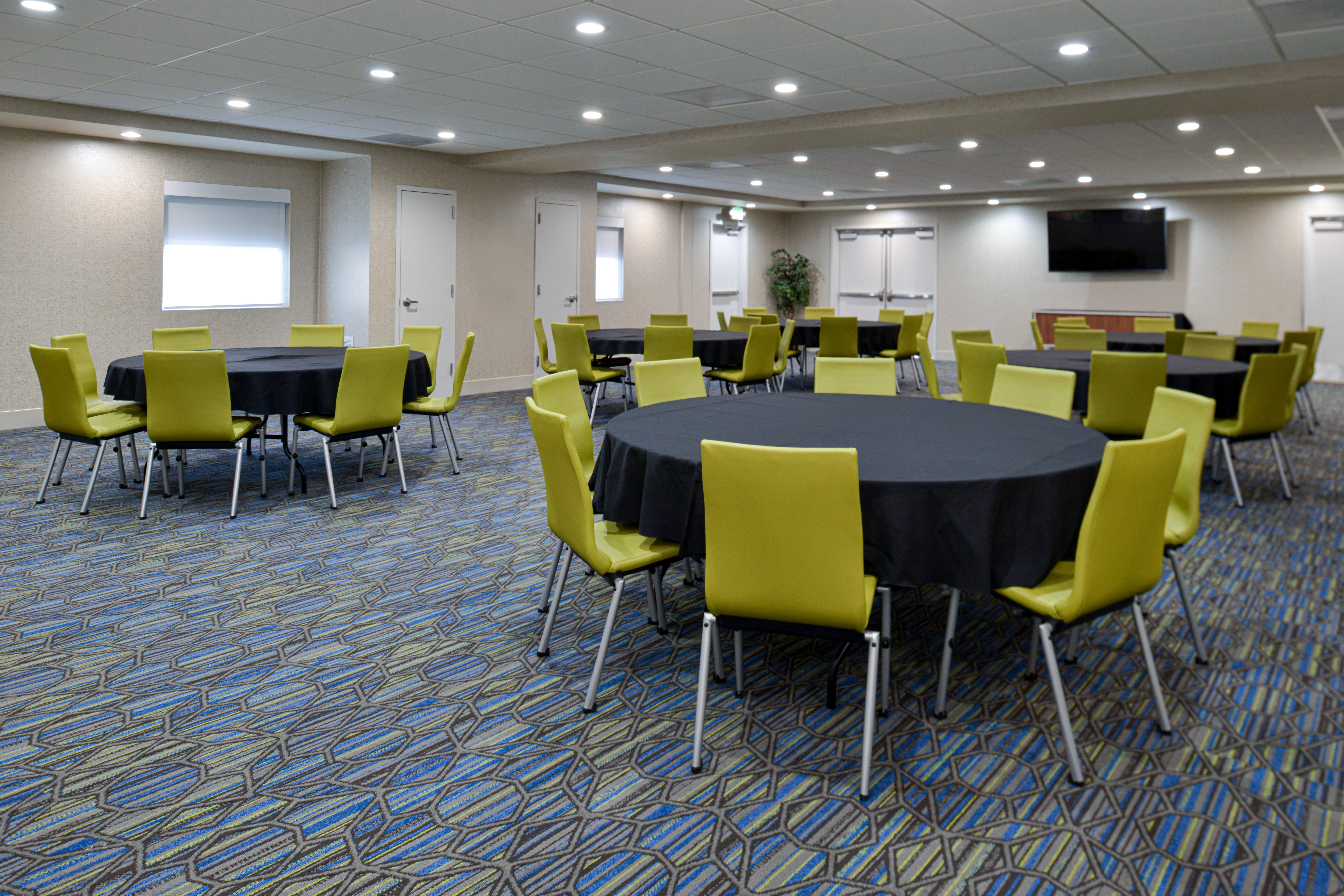 holiday inn express hotel and suites lodi by ihg