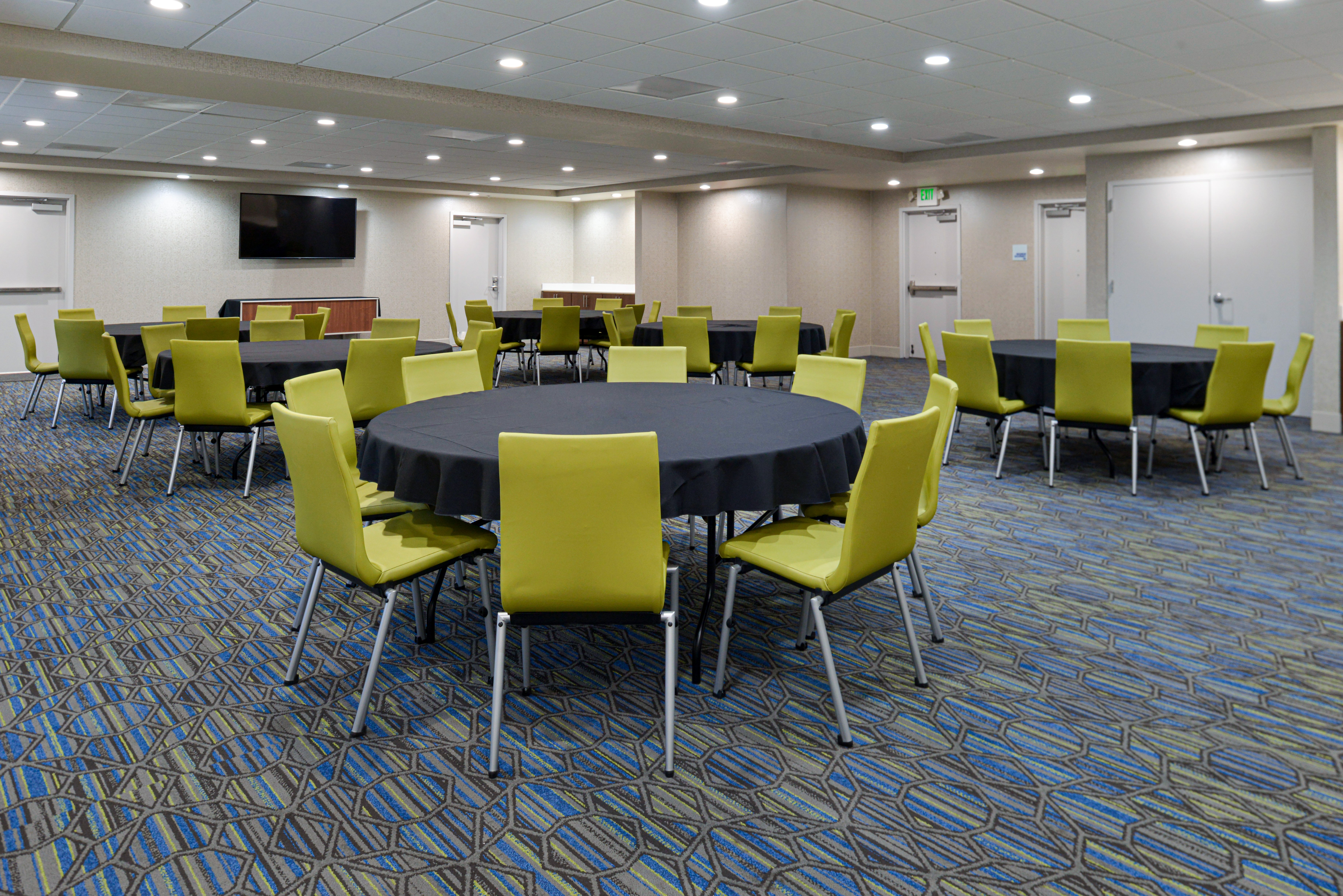 holiday inn express hotel and suites lodi by ihg