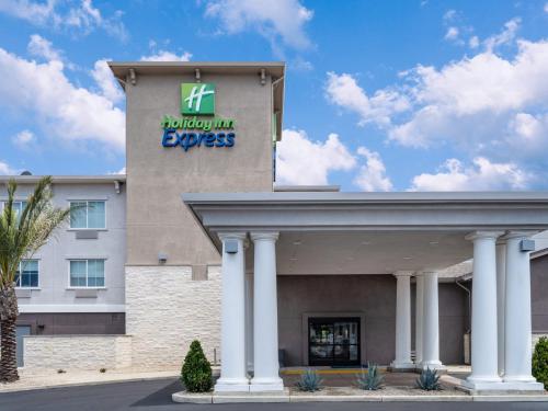 holiday inn express hotel and suites lodi by ihg