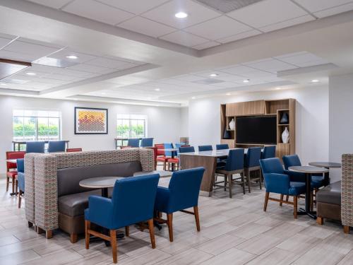 holiday inn express hotel and suites lodi by ihg
