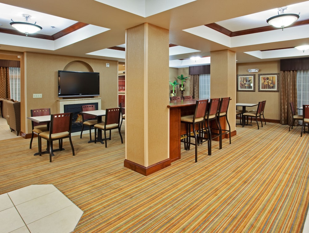 holiday inn express and suites willows by ihg