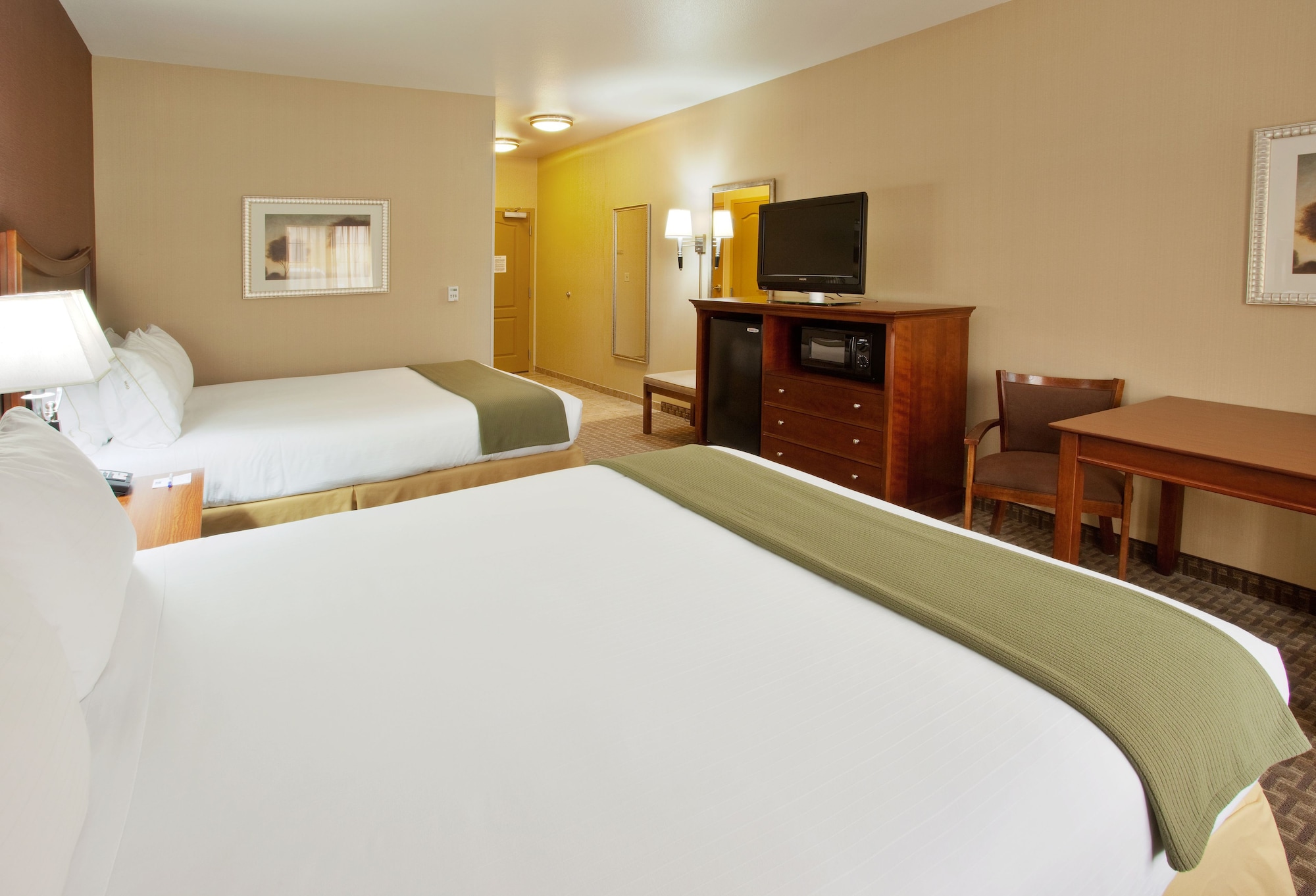 holiday inn express and suites willows by ihg
