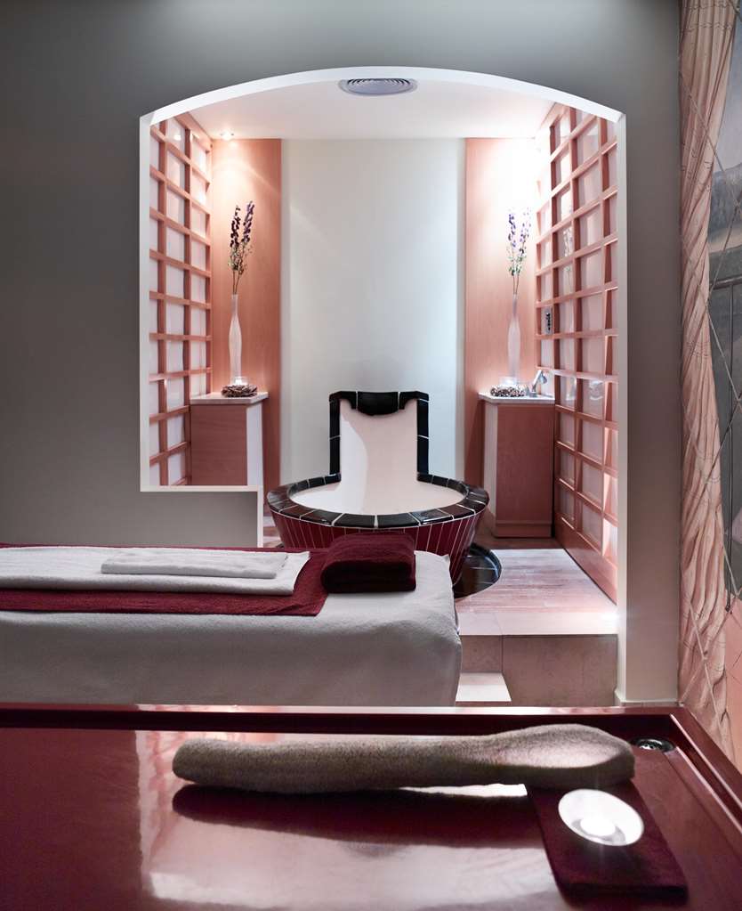 neptune luxury resort