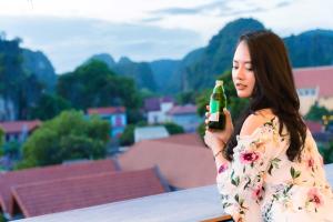 tam coc cormfield homestay