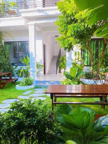 tam coc cormfield homestay