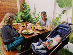 tam coc cormfield homestay