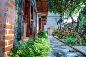 tam coc cormfield homestay