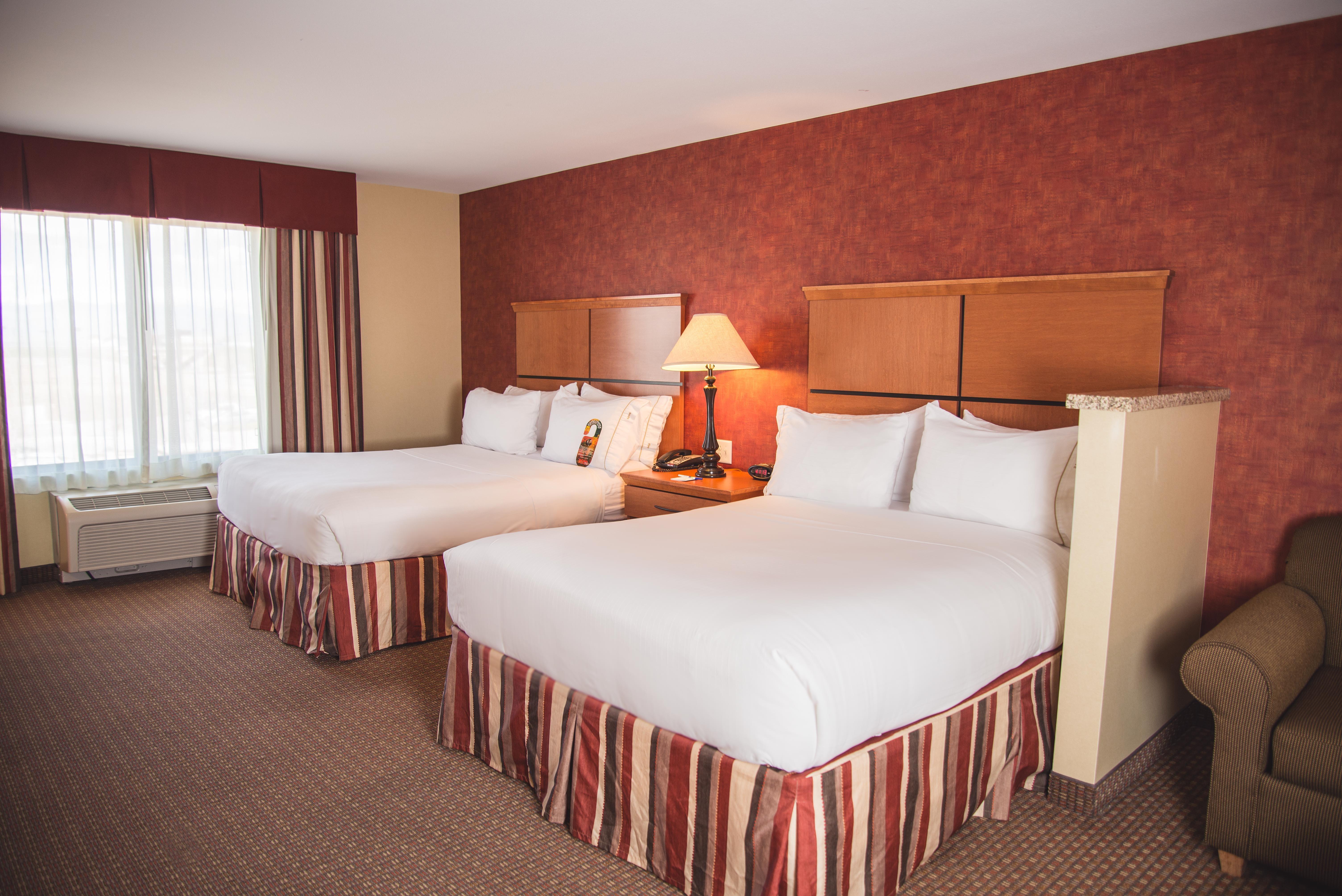 holiday inn express and suites loveland by ihg