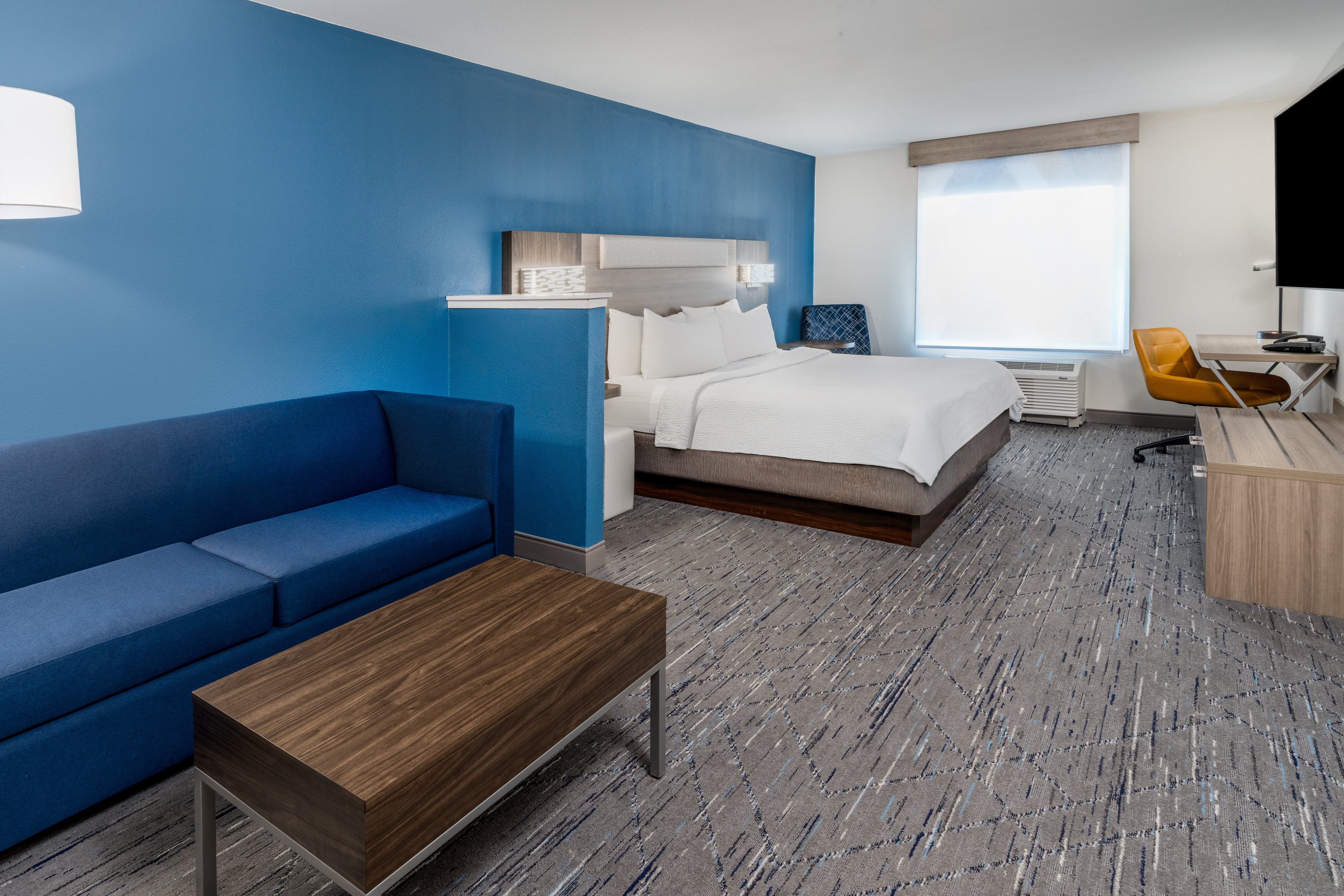 holiday inn express and suites loveland by ihg