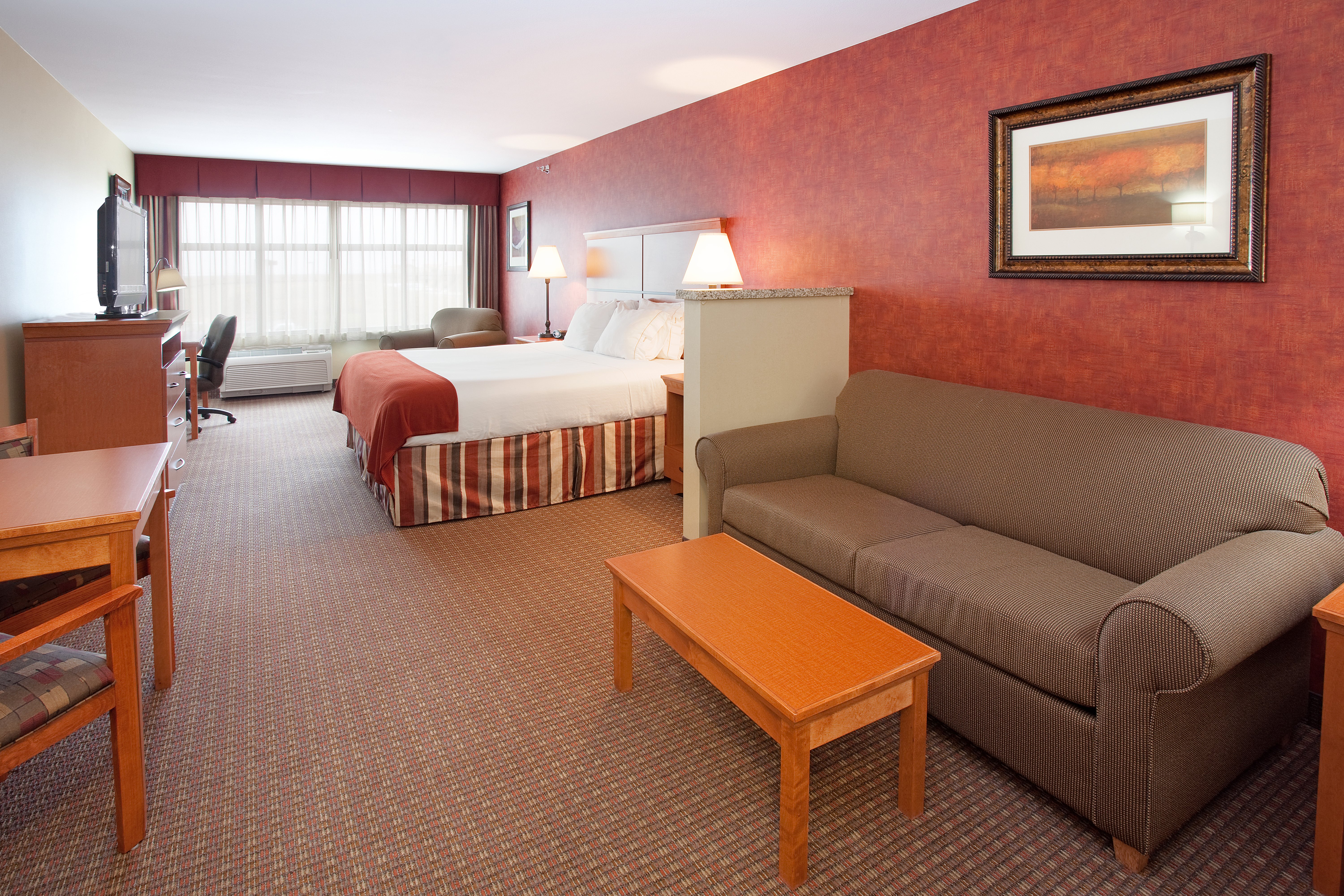 holiday inn express and suites loveland by ihg