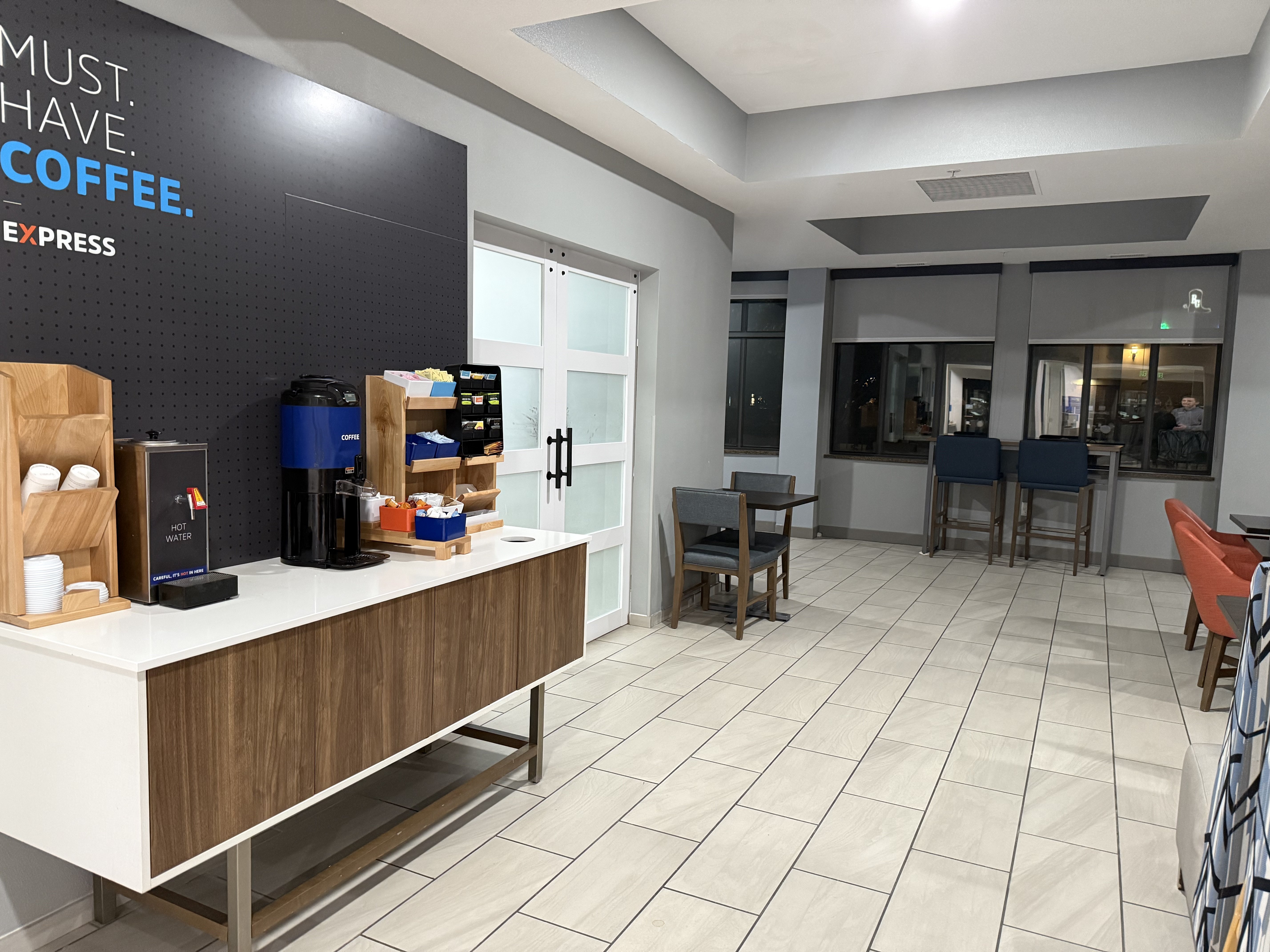 holiday inn express and suites loveland by ihg