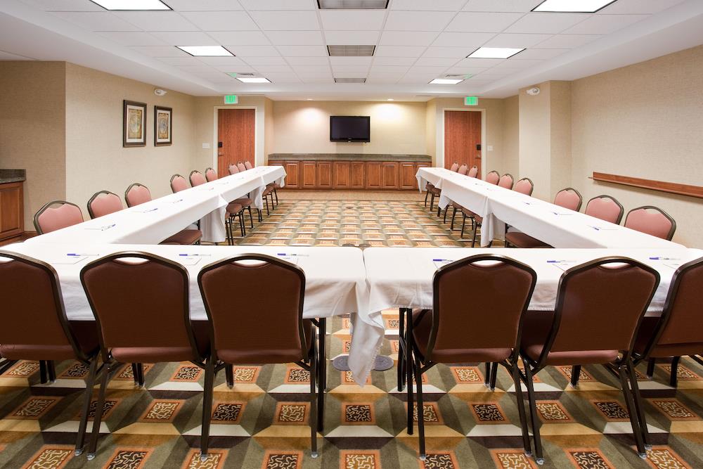 holiday inn express and suites loveland by ihg