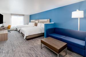 holiday inn express and suites loveland by ihg