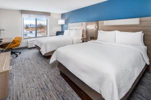 holiday inn express and suites loveland by ihg